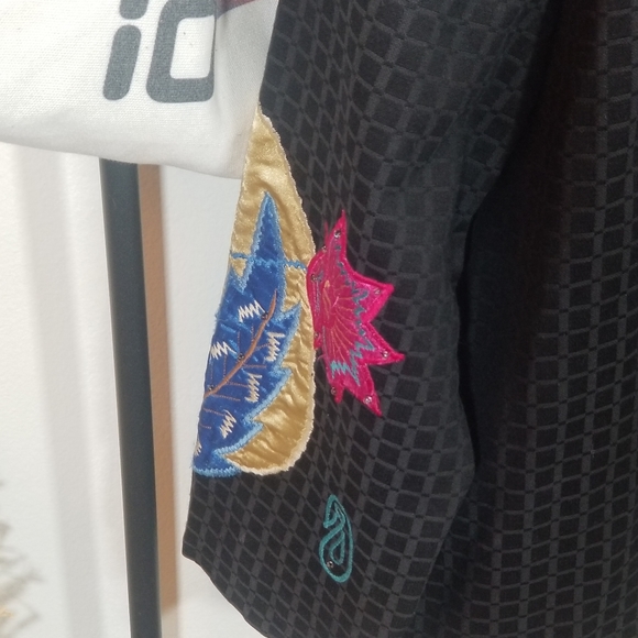 ALEX KU Small Artsy Embroidered Blazer - Picture 10 of 14